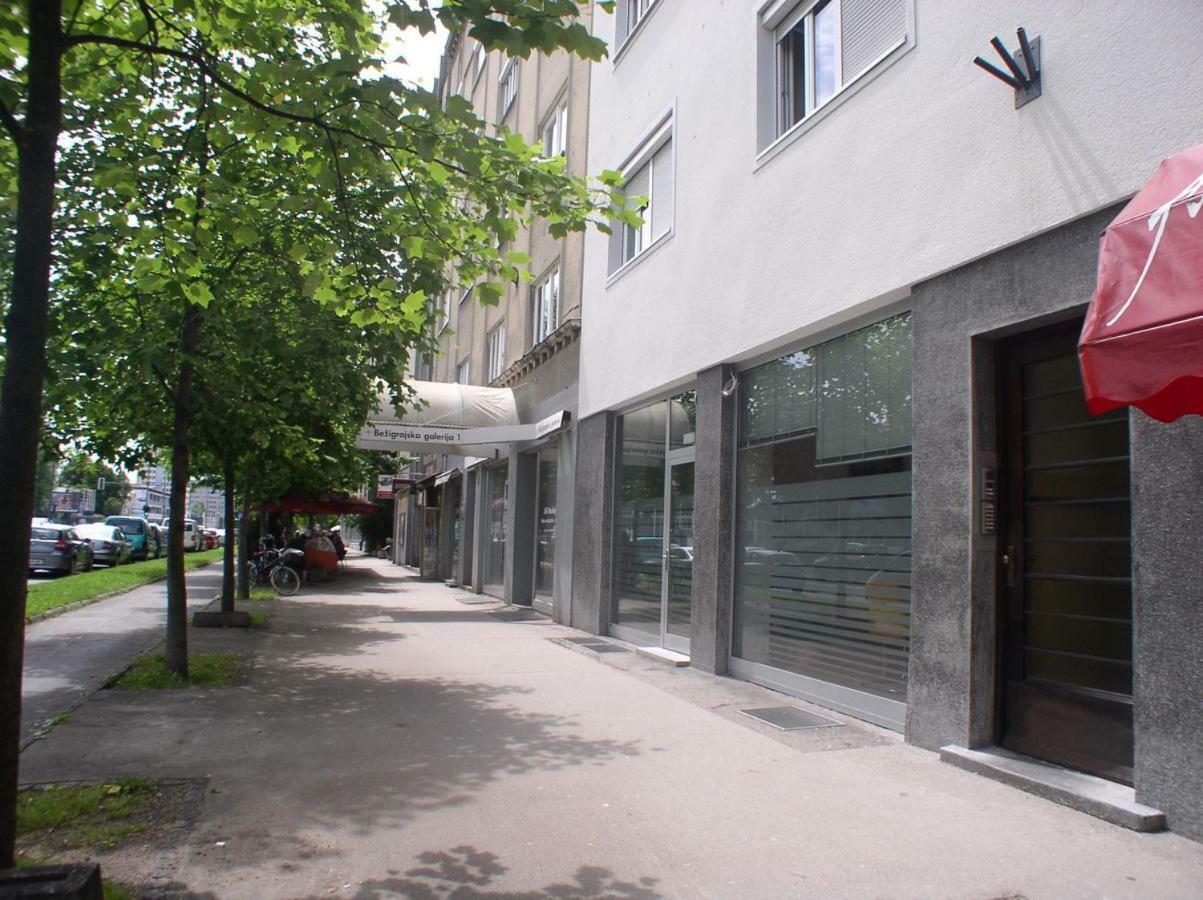 Apartment Red Square Ljubljana Exterior foto